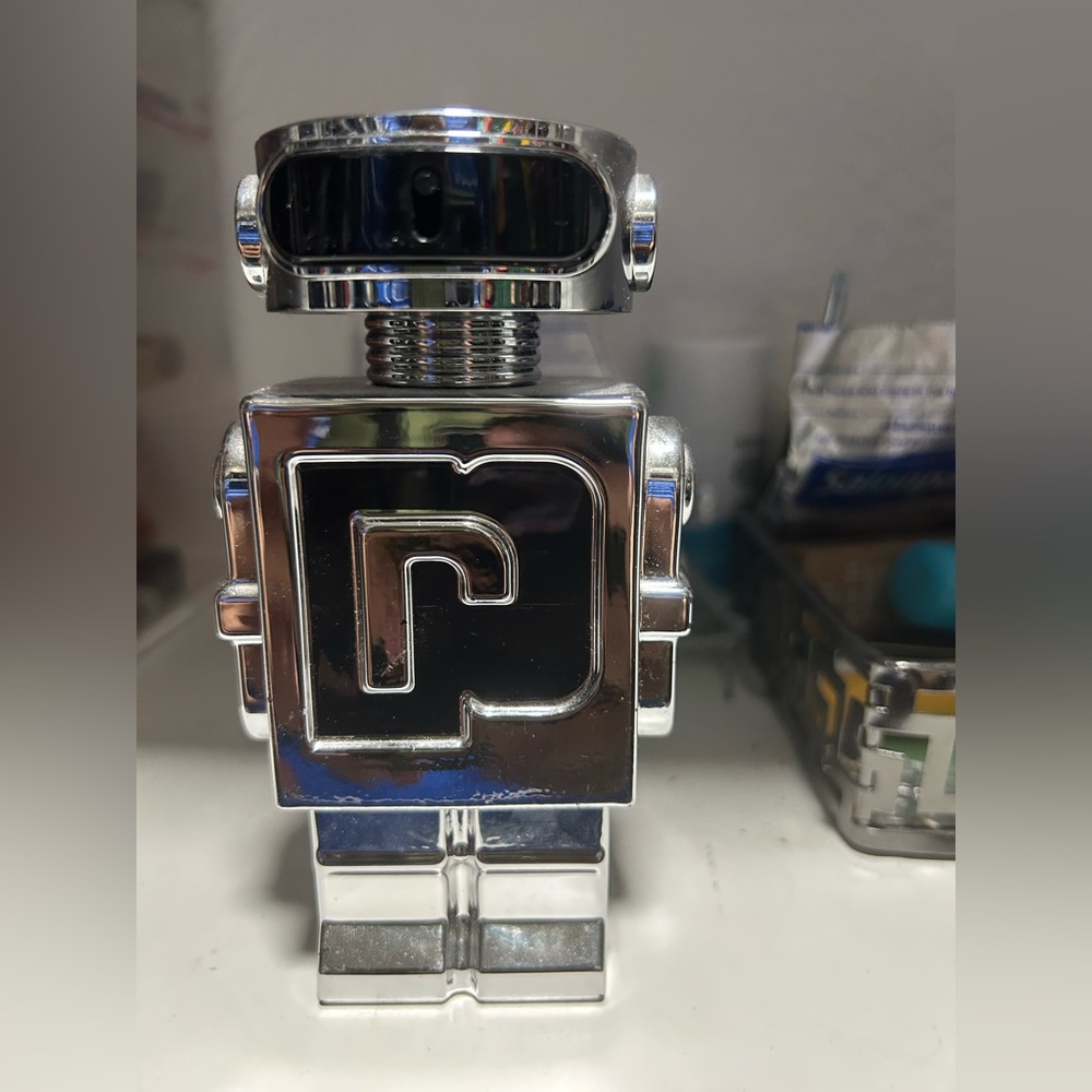 Phantom 3.4 oz 55% full